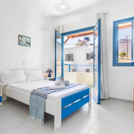 Villa Tsifliki Beachfront Retreat